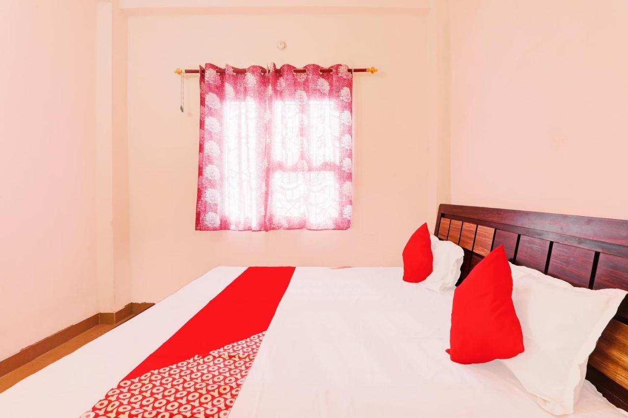 Oyo Flagship Shine Hotel Chinhat Екстер'єр фото