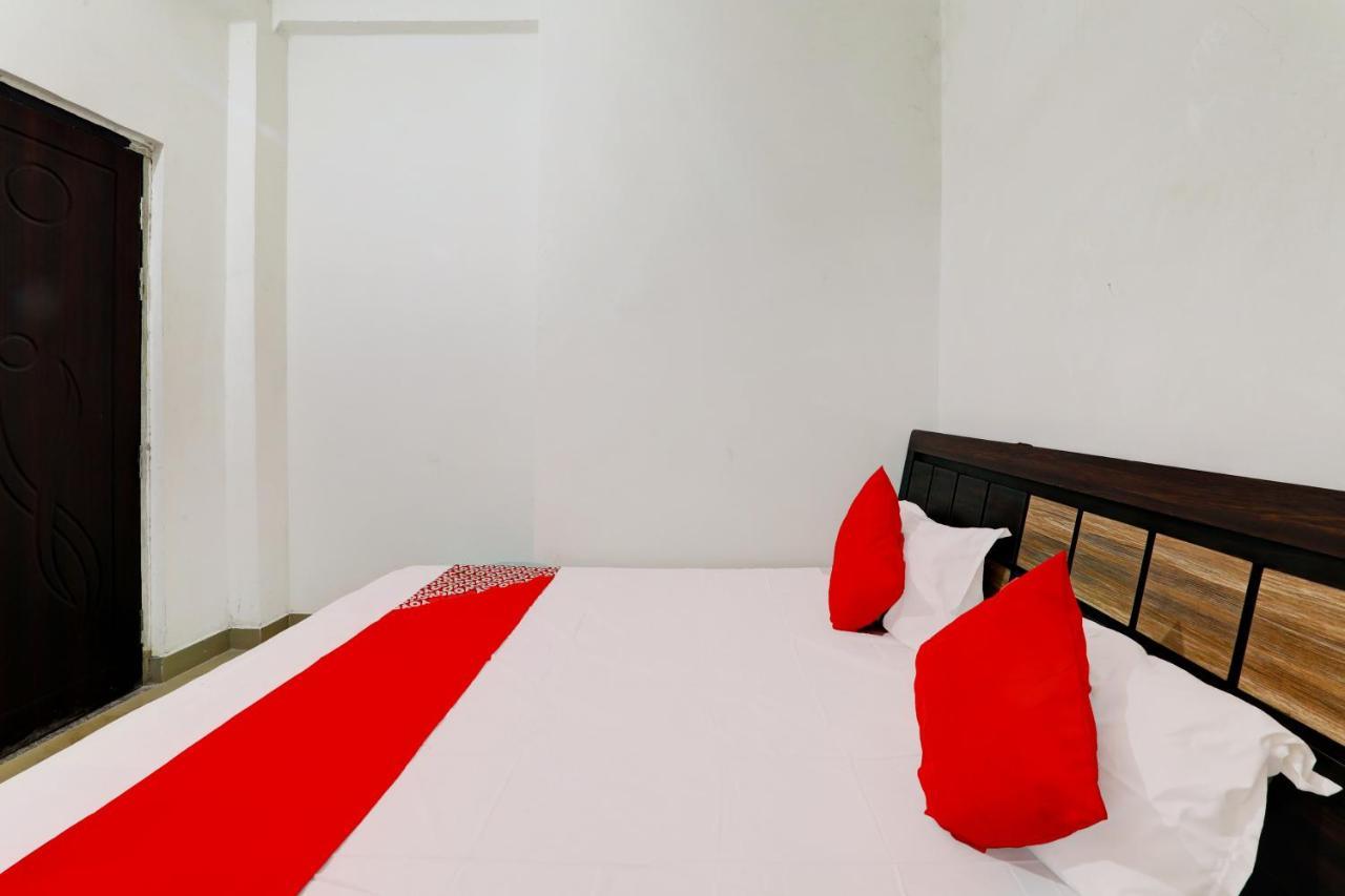 Oyo Flagship Shine Hotel Chinhat Екстер'єр фото