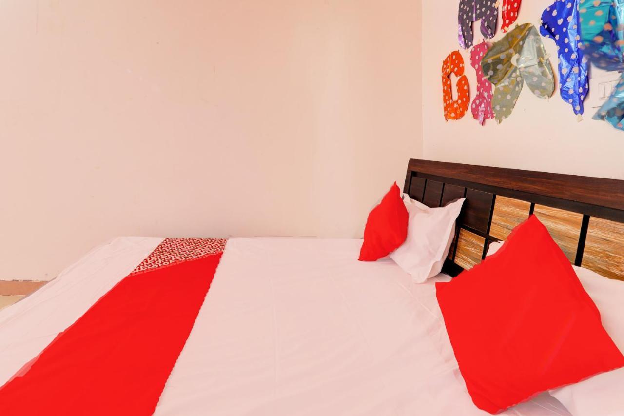 Oyo Flagship Shine Hotel Chinhat Екстер'єр фото