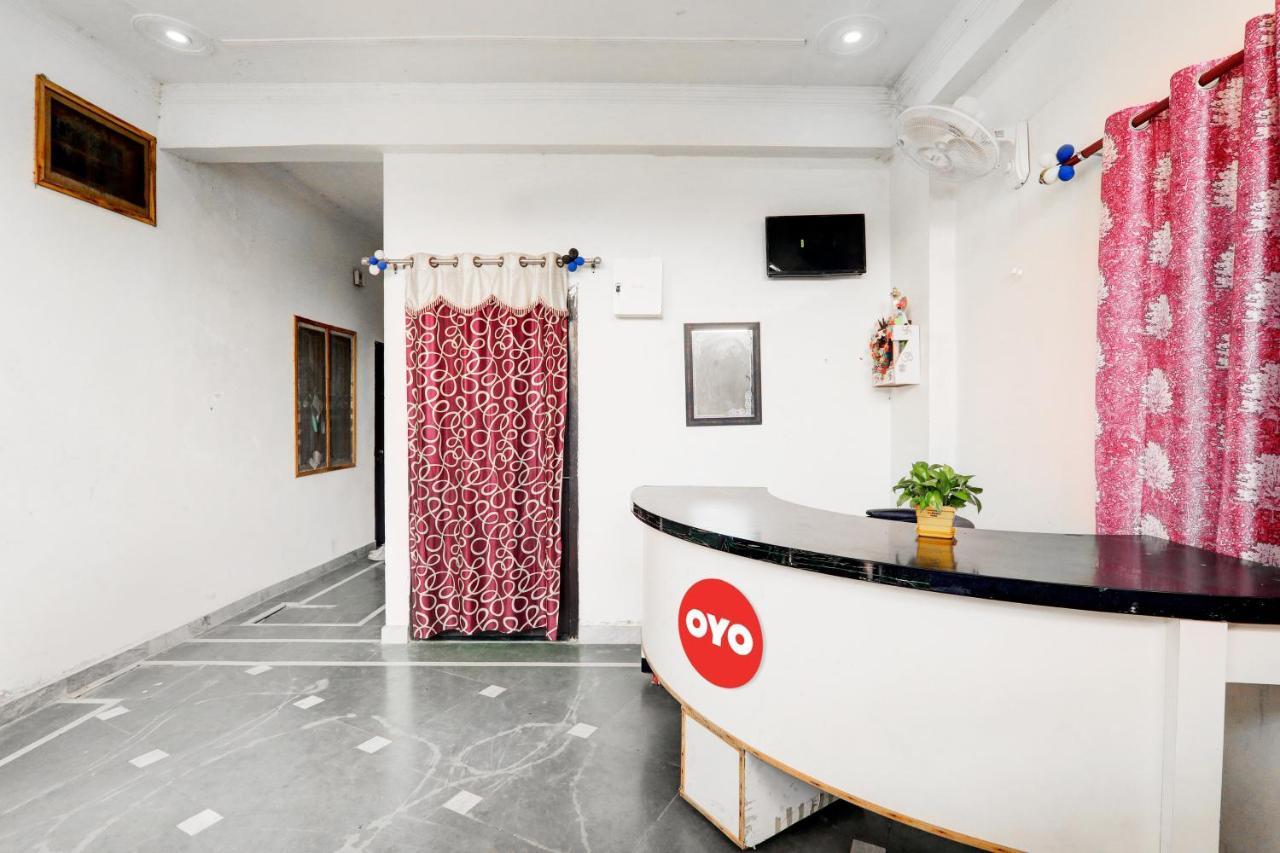 Oyo Flagship Shine Hotel Chinhat Екстер'єр фото