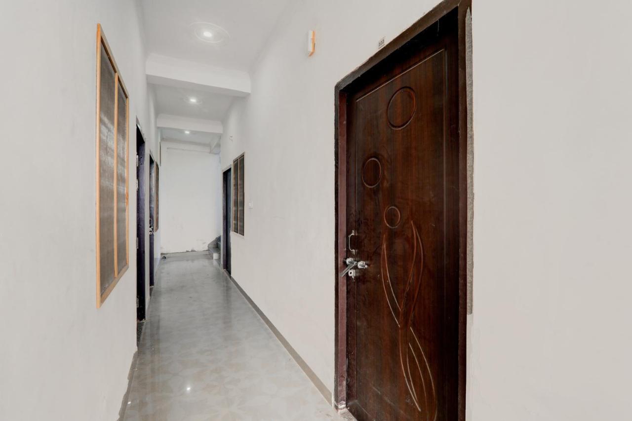 Oyo Flagship Shine Hotel Chinhat Екстер'єр фото