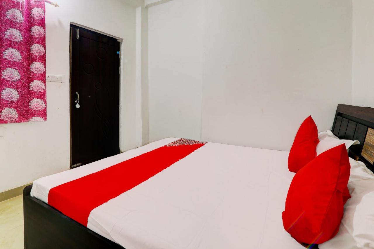 Oyo Flagship Shine Hotel Chinhat Екстер'єр фото