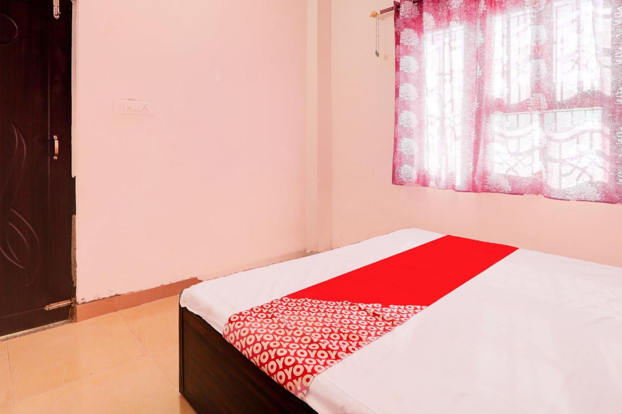 Oyo Flagship Shine Hotel Chinhat Екстер'єр фото